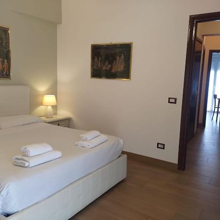 San Giovanni Apartment With Balcony 罗马 外观 照片