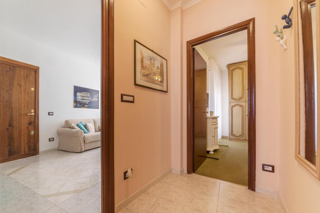 San Giovanni Apartment With Balcony 罗马 外观 照片